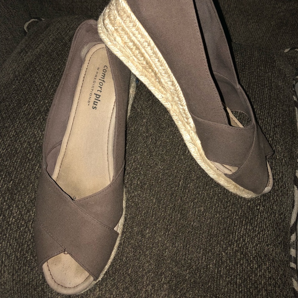 Brown wedges